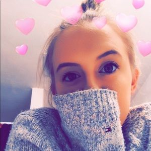 Meet your Posher, Alisha